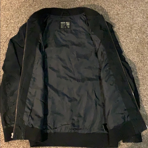 Ninth Hall jacket - Picture 3 of 5